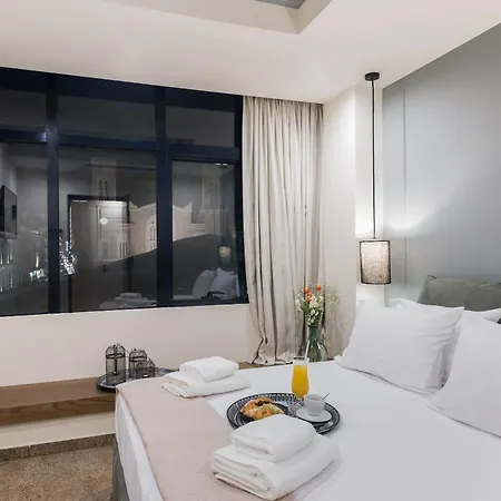فندق Ciel Living 3*