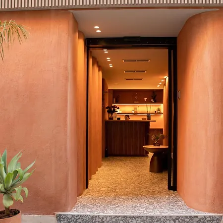 فندق Ciel Living 3*
